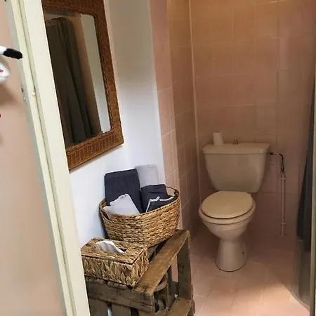 Le Bratzala Apartment *